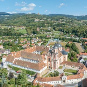 Kirche und Schloß Pöllau_ Helmut Schweighofer